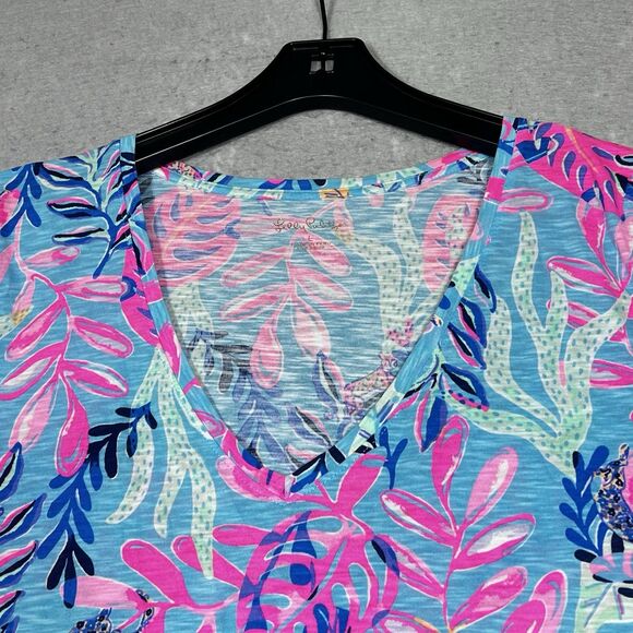 Lilly Pulitzer Etta V Neck T Shirt Top Sz L Multicolored You Have Been Spotted - Picture 2 of 12
